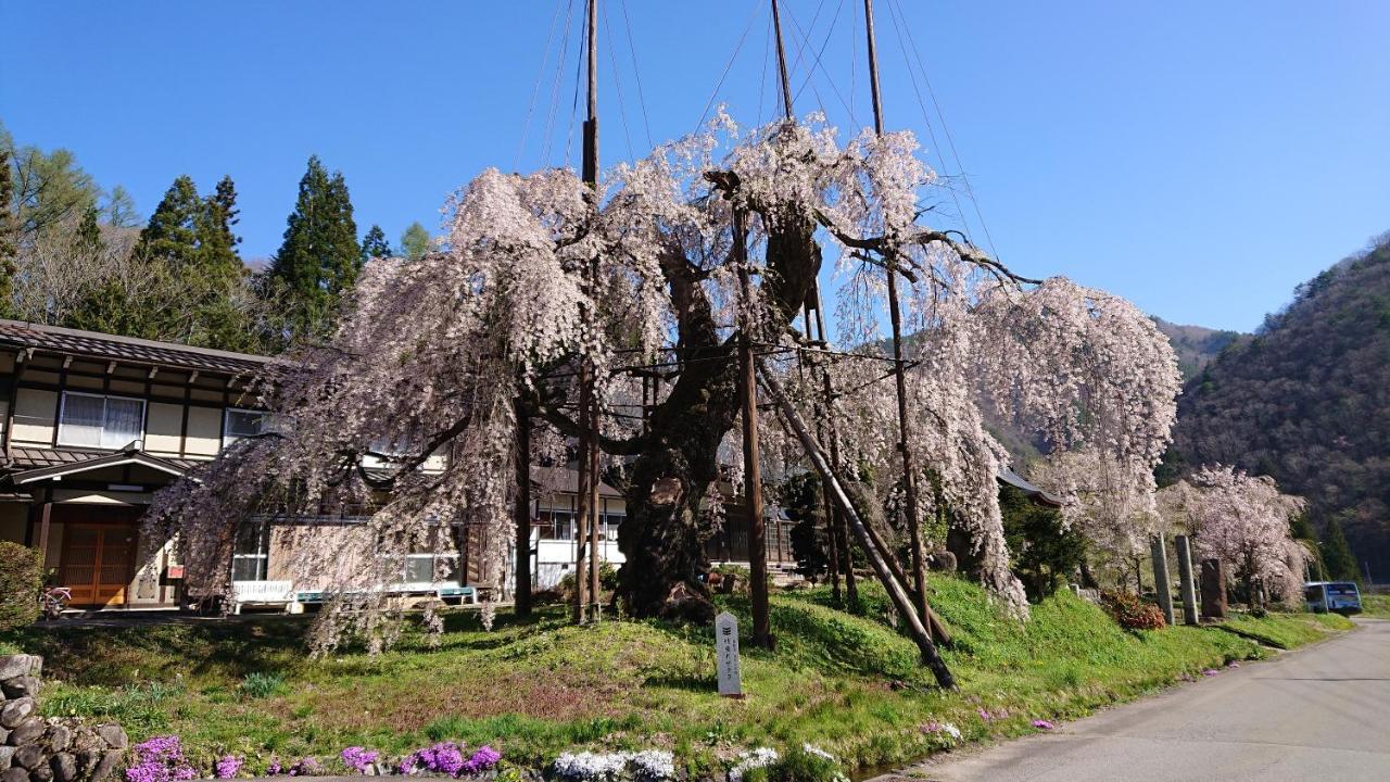 むかしの暮らし体験 1日二組 古民家の宿 みのり家 Takayama  Eksteriør billede