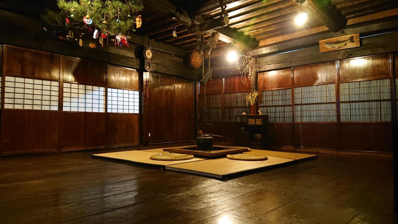 むかしの暮らし体験 1日二組 古民家の宿 みのり家 Takayama  Eksteriør billede